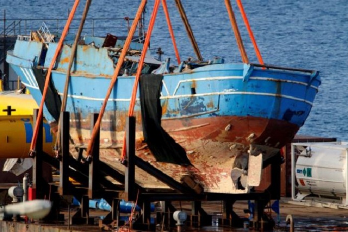 Italy recovers 217 bodies from hull of 2015 migrant shipwreck 